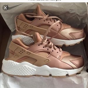 Huaraches rose gold